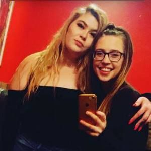 Meet your Posher, Desiree